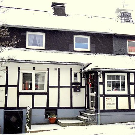 Romantik Ferienhaus 1854 Elpe Exterior photo